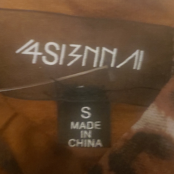 "Inaya" dress in cheetah-Print with ruched sides - Picture 3 of 4